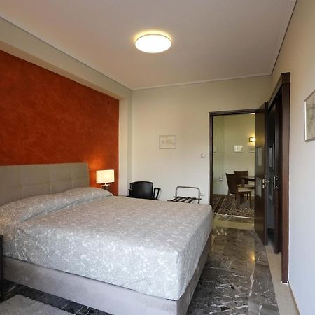 Gks Park View Apartment Ioannina Ngoại thất bức ảnh
